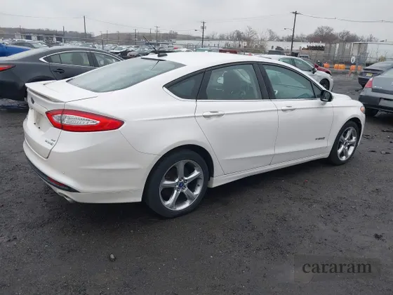 2013 Ford Fusion SE Hybrid