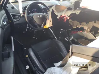 2016 Hyundai Veloster Turbo