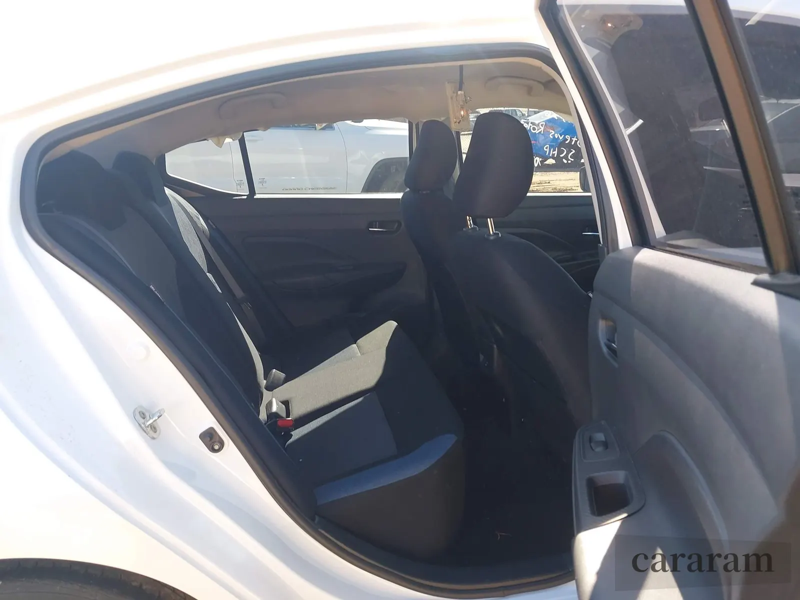 2023 Nissan Versa SV