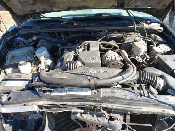 2003 Chevrolet S-10 LS