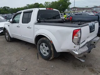 2005 Nissan Frontier SE