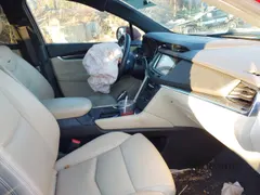 2017 Cadillac XT5 FWD