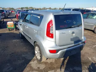 2012 Kia Soul +