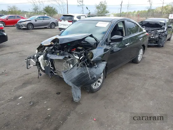 2018 Nissan Versa SV