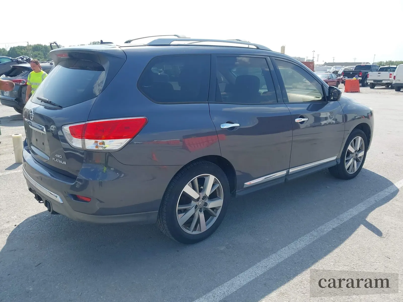 2014 Nissan Pathfinder Platinum