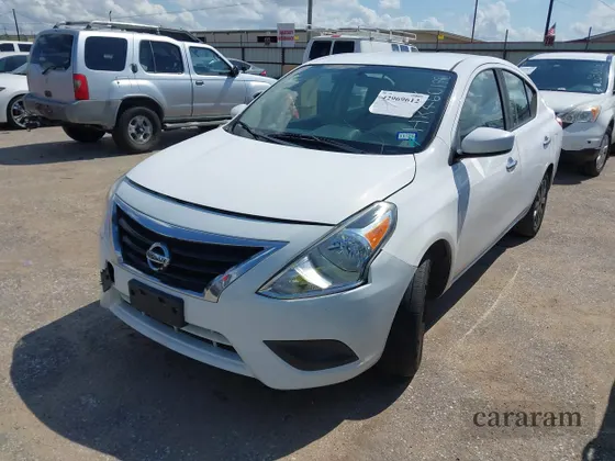 2017 Nissan Versa SV