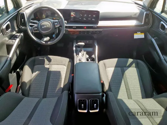 2025 Kia Sorento LX