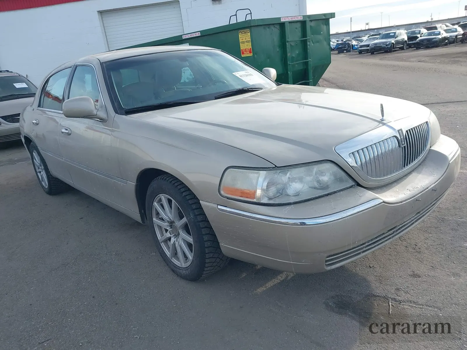 2011 Lincoln Town Car Signature Limited