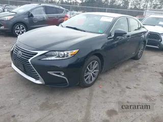 2017 Lexus ES 300h