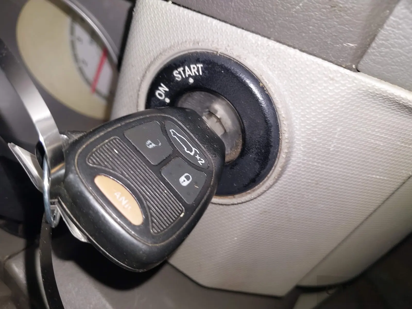 2008 Dodge Avenger SE