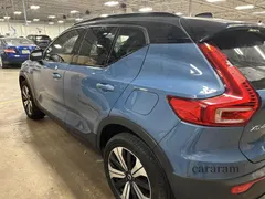 2023 Volvo XC40 Core
