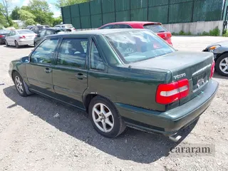 1998 Volvo S70