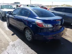 2012 Mazda 3 i Touring