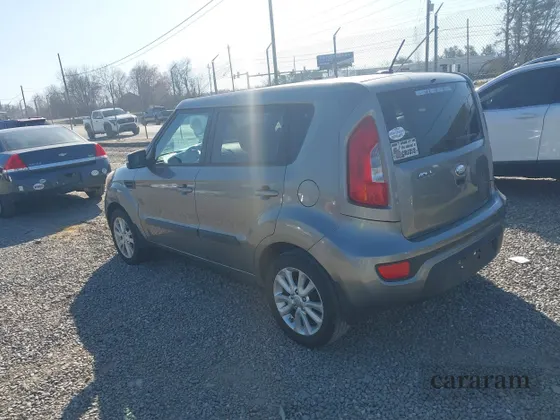 2013 Kia Soul +