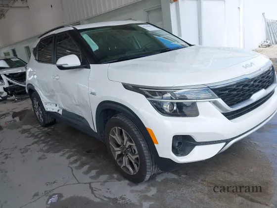 2022 Kia Seltos EX