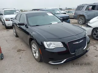2015 Chrysler 300 Limited