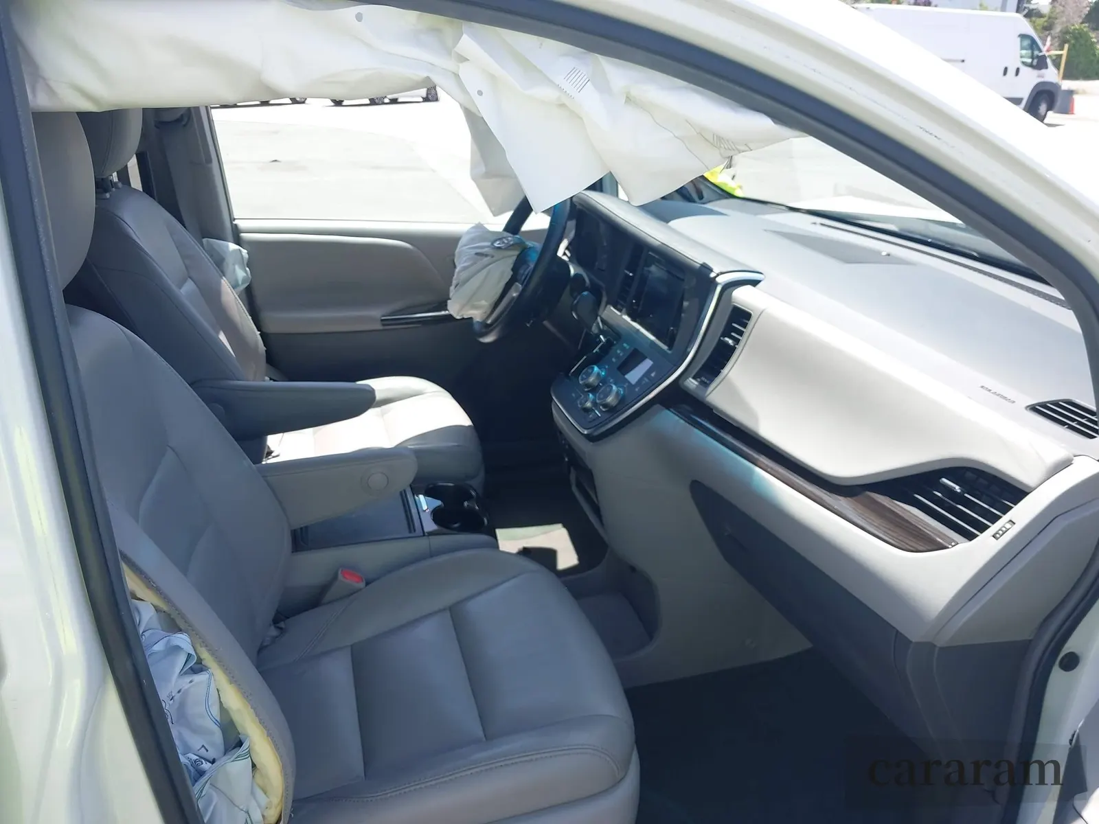 2015 Toyota Sienna XLE