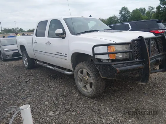 2011 GMC Sierra 2500HD Denali