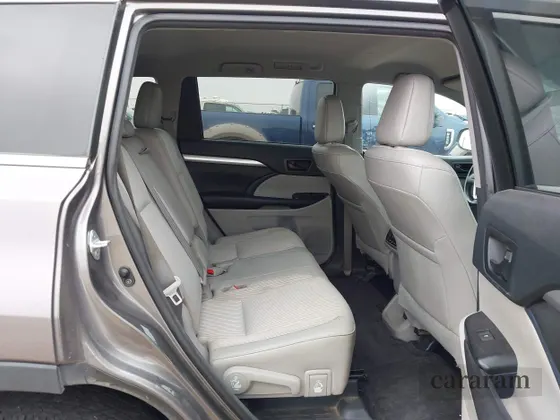 2017 Toyota Highlander LE
