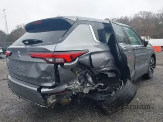 2023 Mitsubishi Outlander SE
