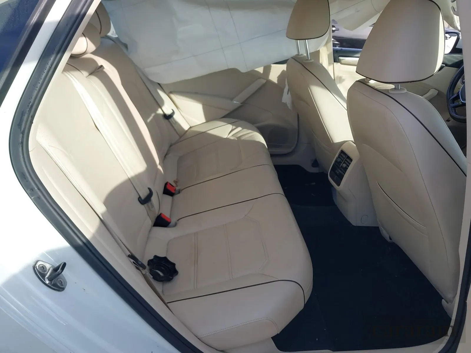 2017 Volkswagen Passat SE