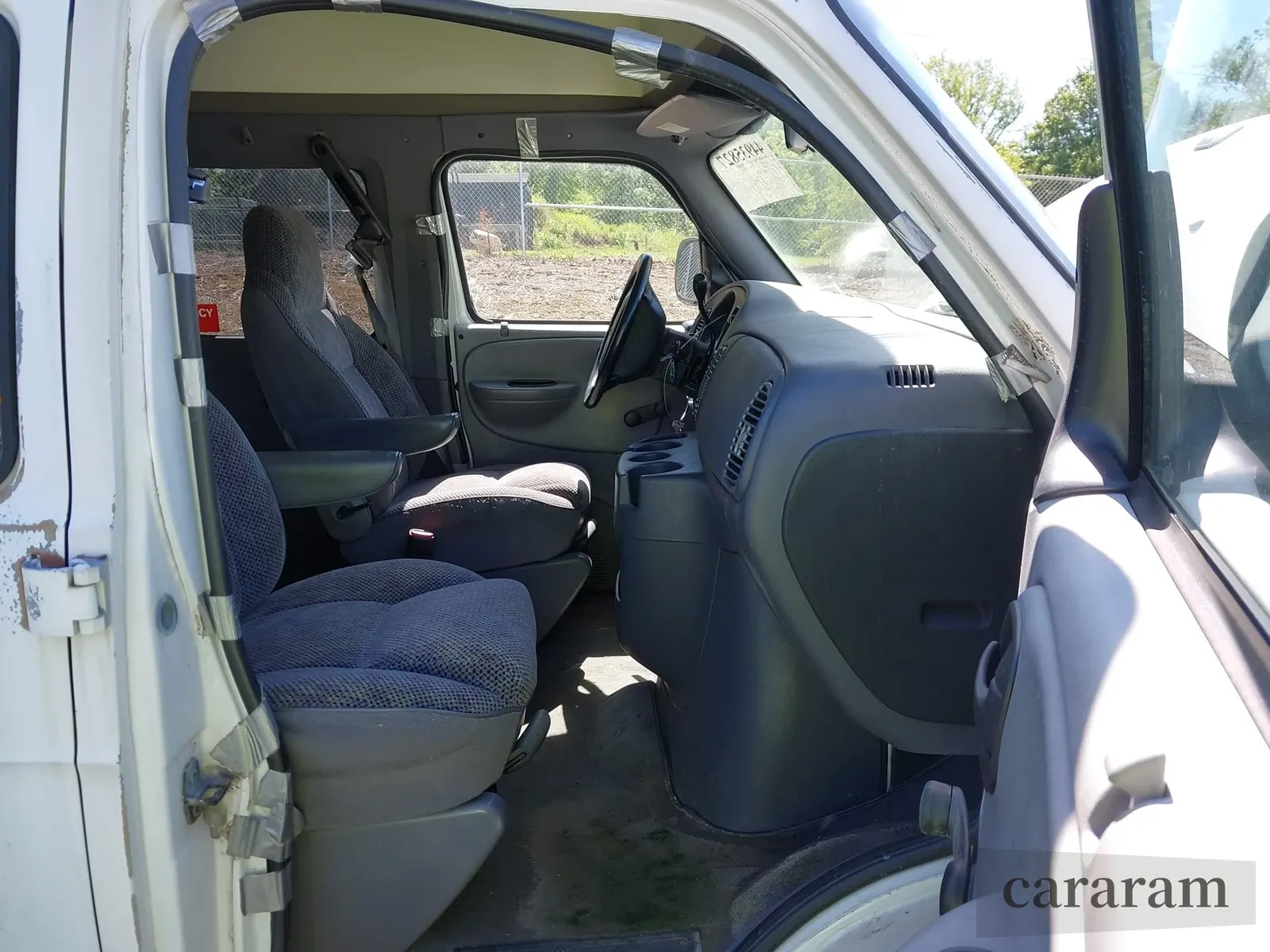 2000 Dodge Cargo