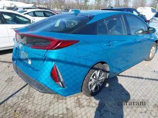 2017 Toyota Prius Premium
