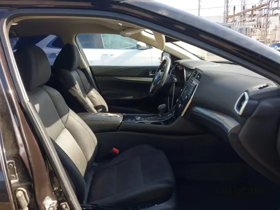 2016 Nissan Maxima S