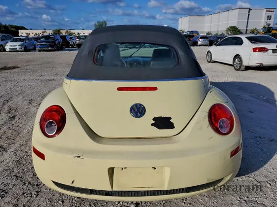2006 Volkswagen Beetle