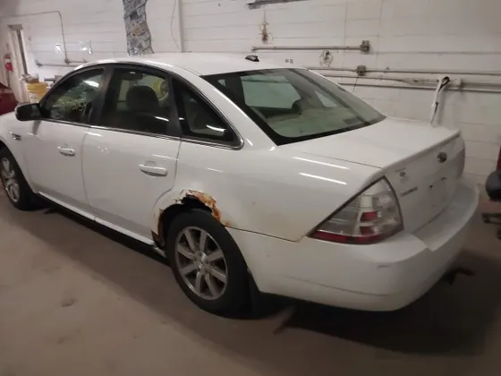 2008 Ford Taurus SEL