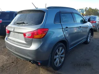 2015 Mitsubishi Outlander SE