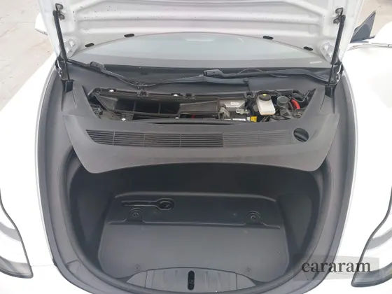 2019 Tesla Model 3 Mid Range