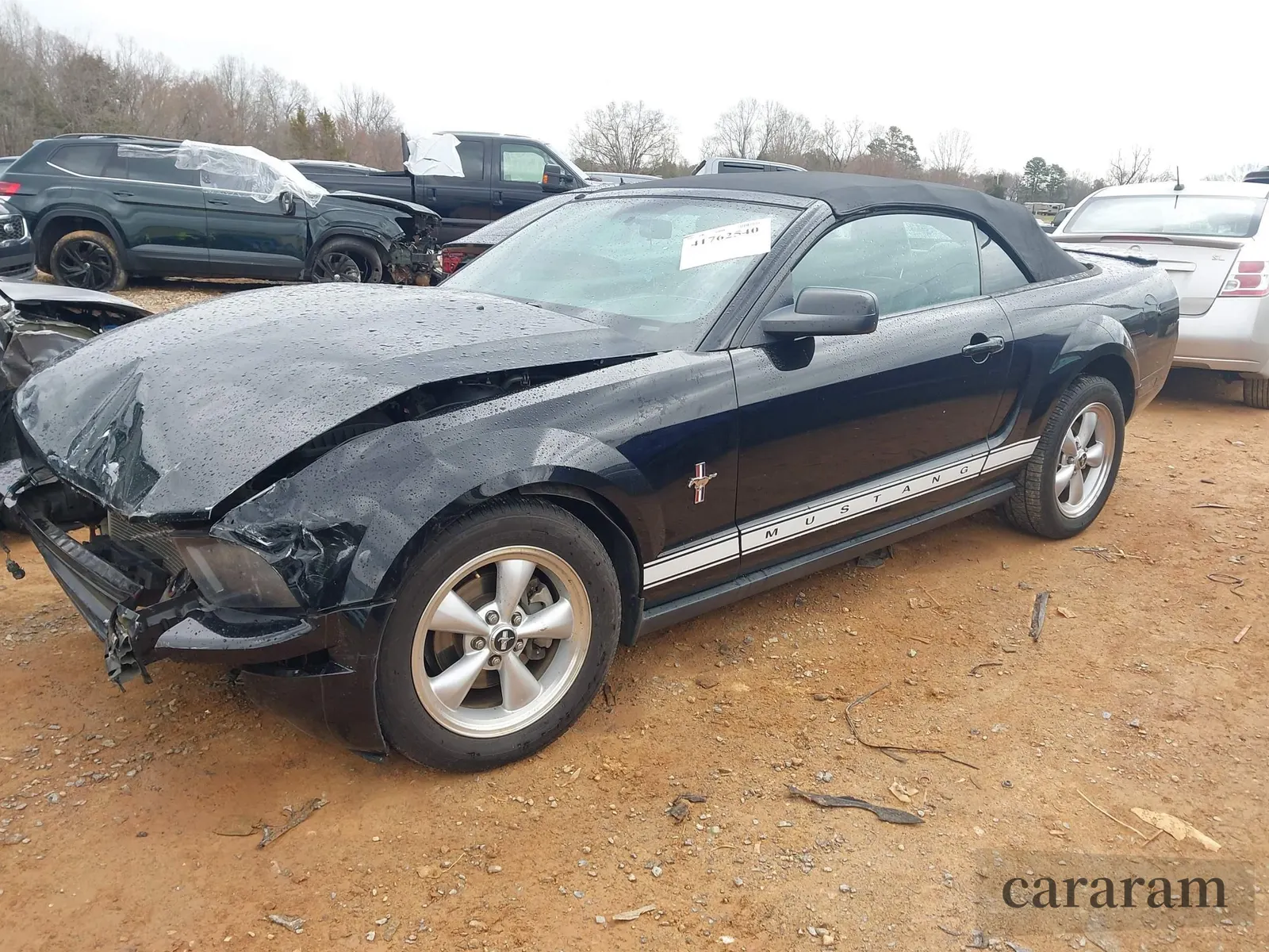 2007 Ford Mustang Deluxe