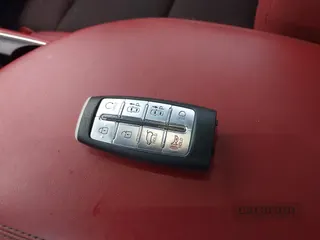 2023 Genesis GV70