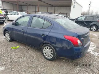 2014 Nissan Versa SV