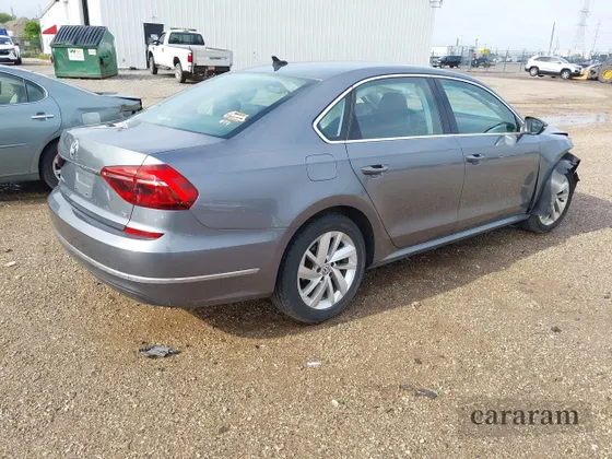 2018 Volkswagen Passat SE