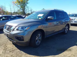 2017 Nissan Pathfinder S