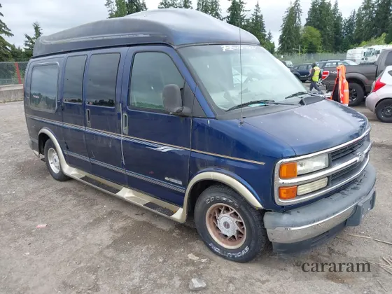 2002 Chevrolet Express Cargo YF7