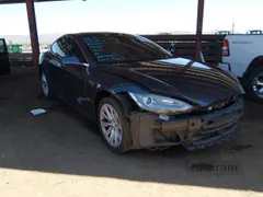 2016 Tesla Model S 90D