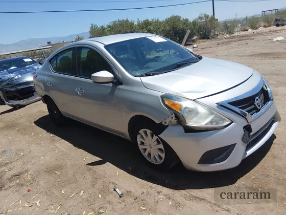 2019 Nissan Versa SV