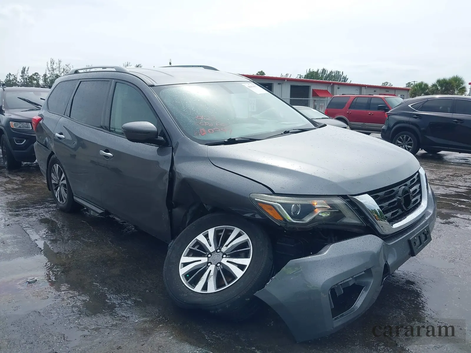 2020 Nissan Pathfinder S