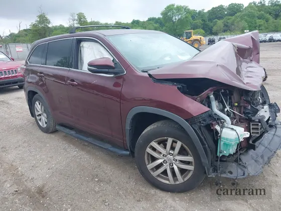 2015 Toyota Highlander LE