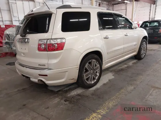 2011 GMC Acadia Denali