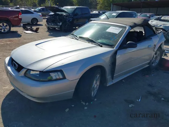 2004 Ford Mustang Deluxe