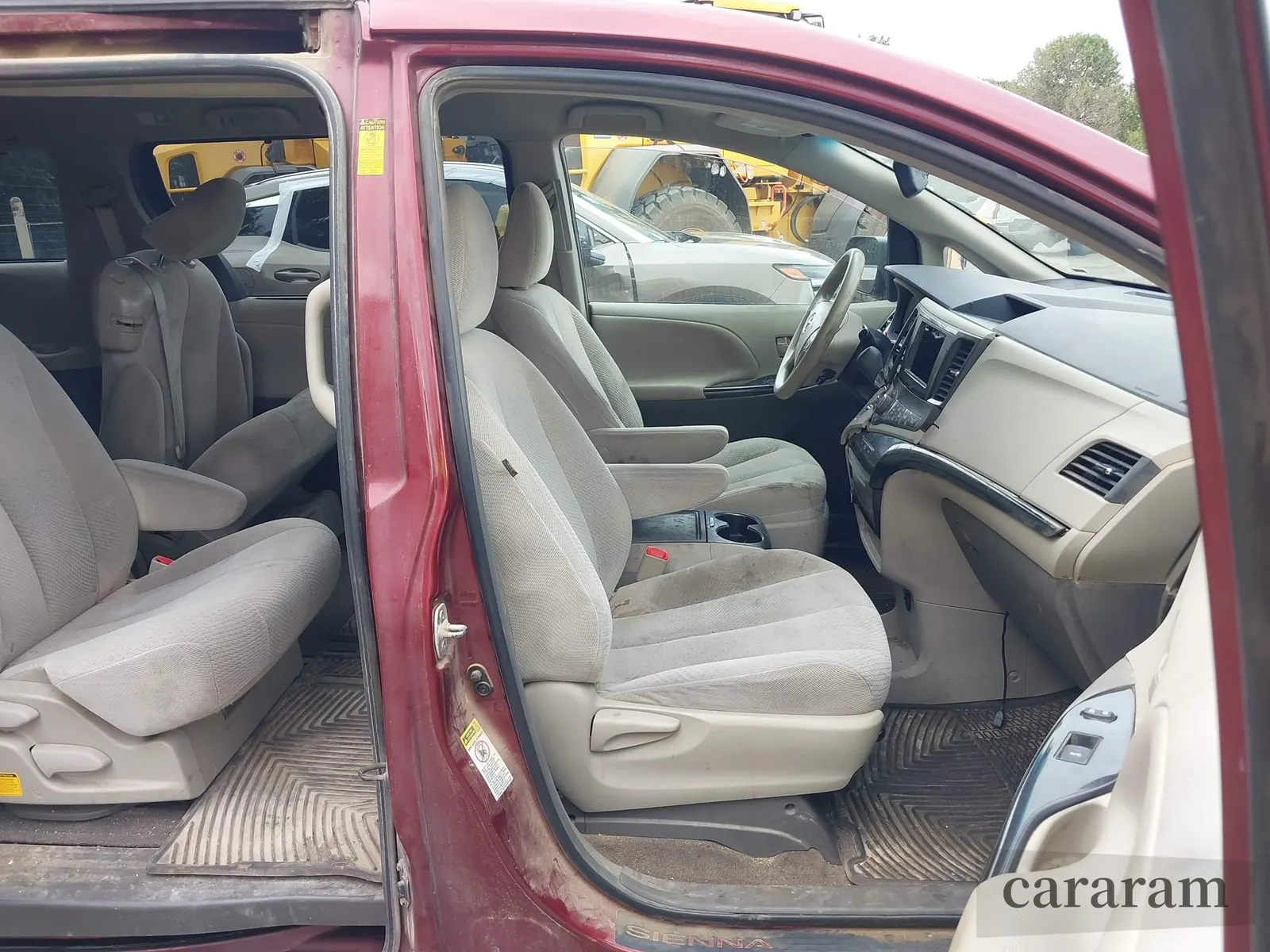 2014 Toyota Sienna LE AAS
