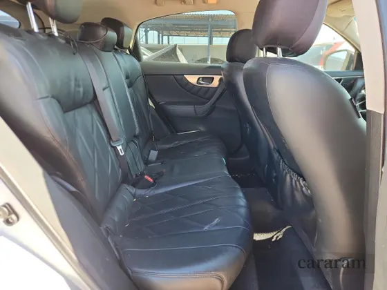 2010 Infiniti FX