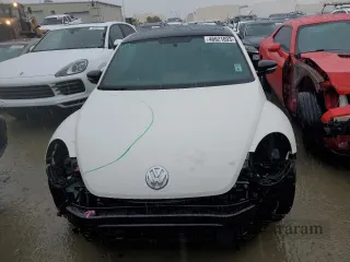 2013 Volkswagen Beetle Turbo Fender Edition