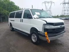 2019 Chevrolet Express Passenger LT