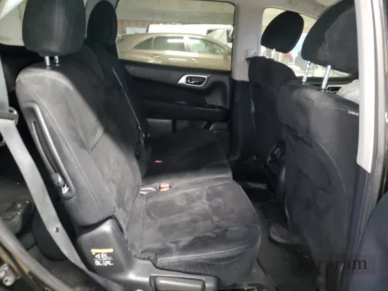 2016 Nissan Pathfinder Platinum
