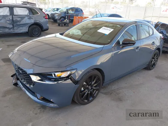 2022 Mazda 3 Carbon Edition